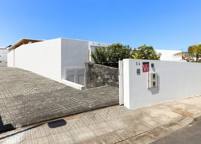 Altos Blanca 8a By Escape *
